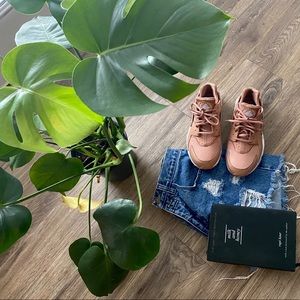 Women’s Nike Huarache Copper/White